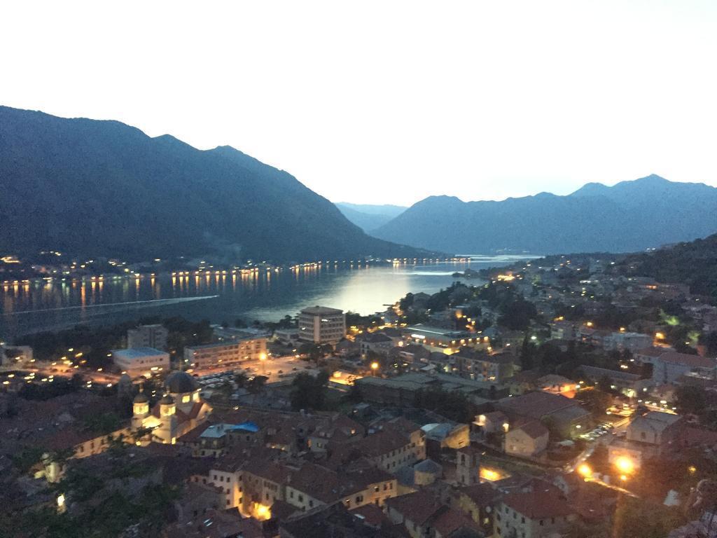 Apartment IV Kotor Extérieur photo